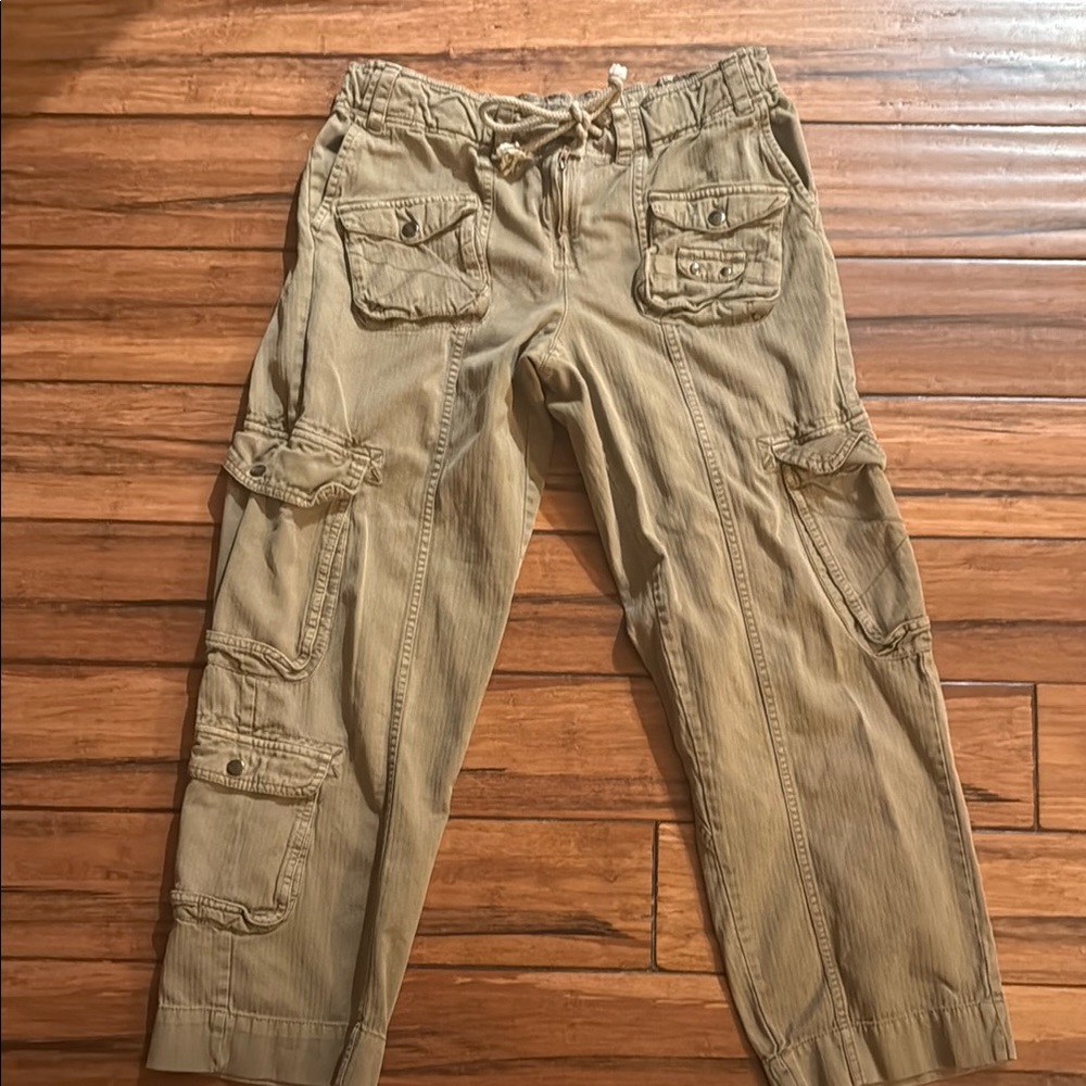 Women’s Free People Cargo Pants in Green - Drawstring Waist Size Medium